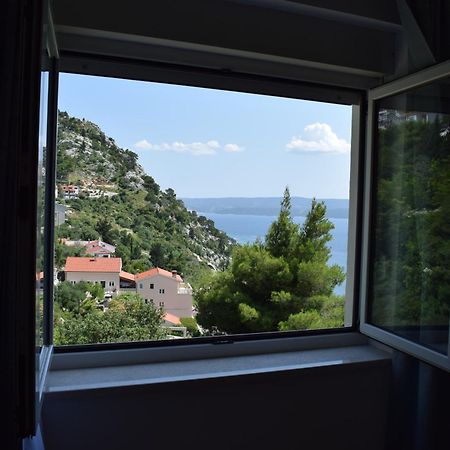 Apartman Oneum Omiš Esterno foto