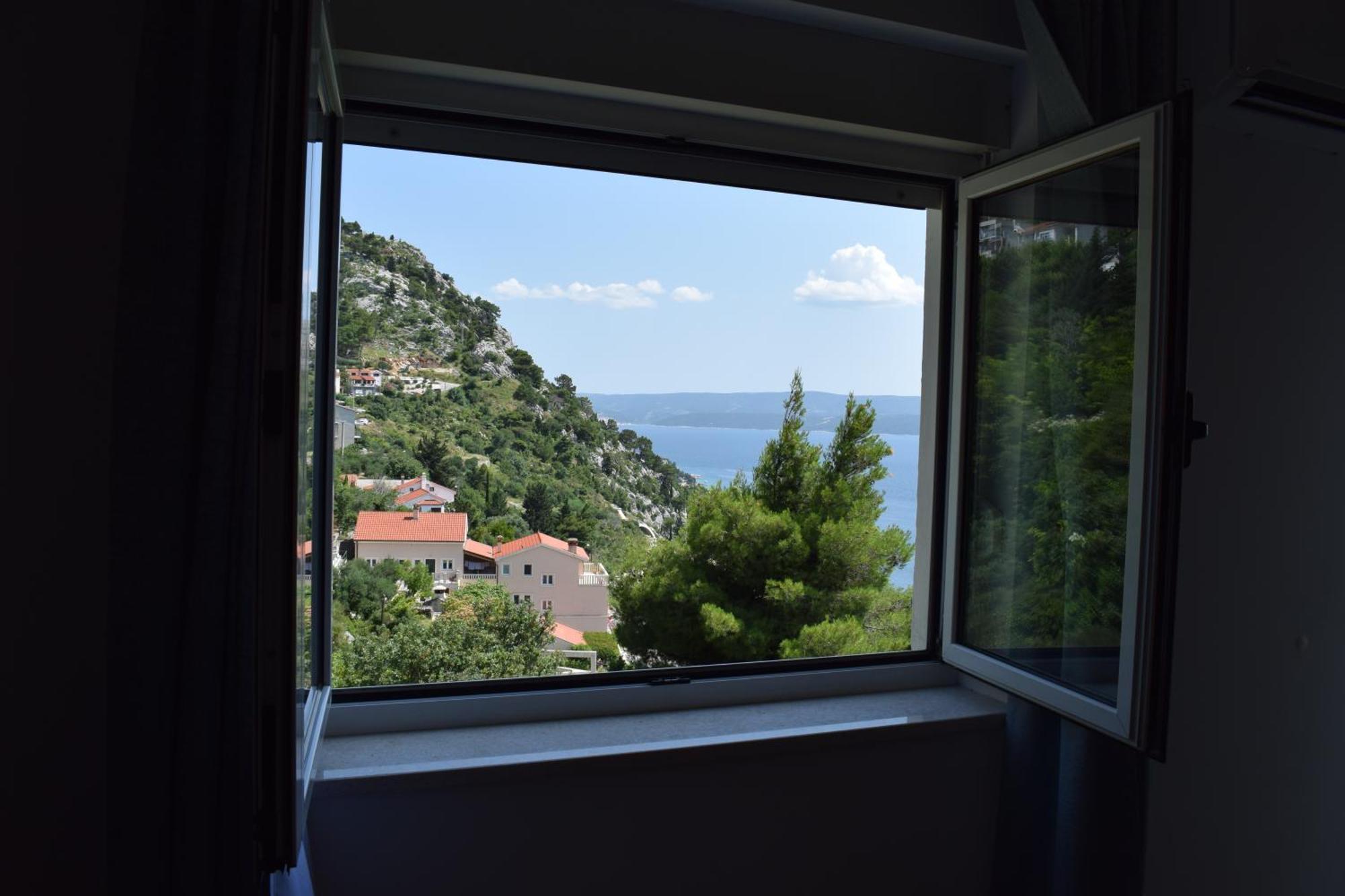 Apartman Oneum Omiš Esterno foto