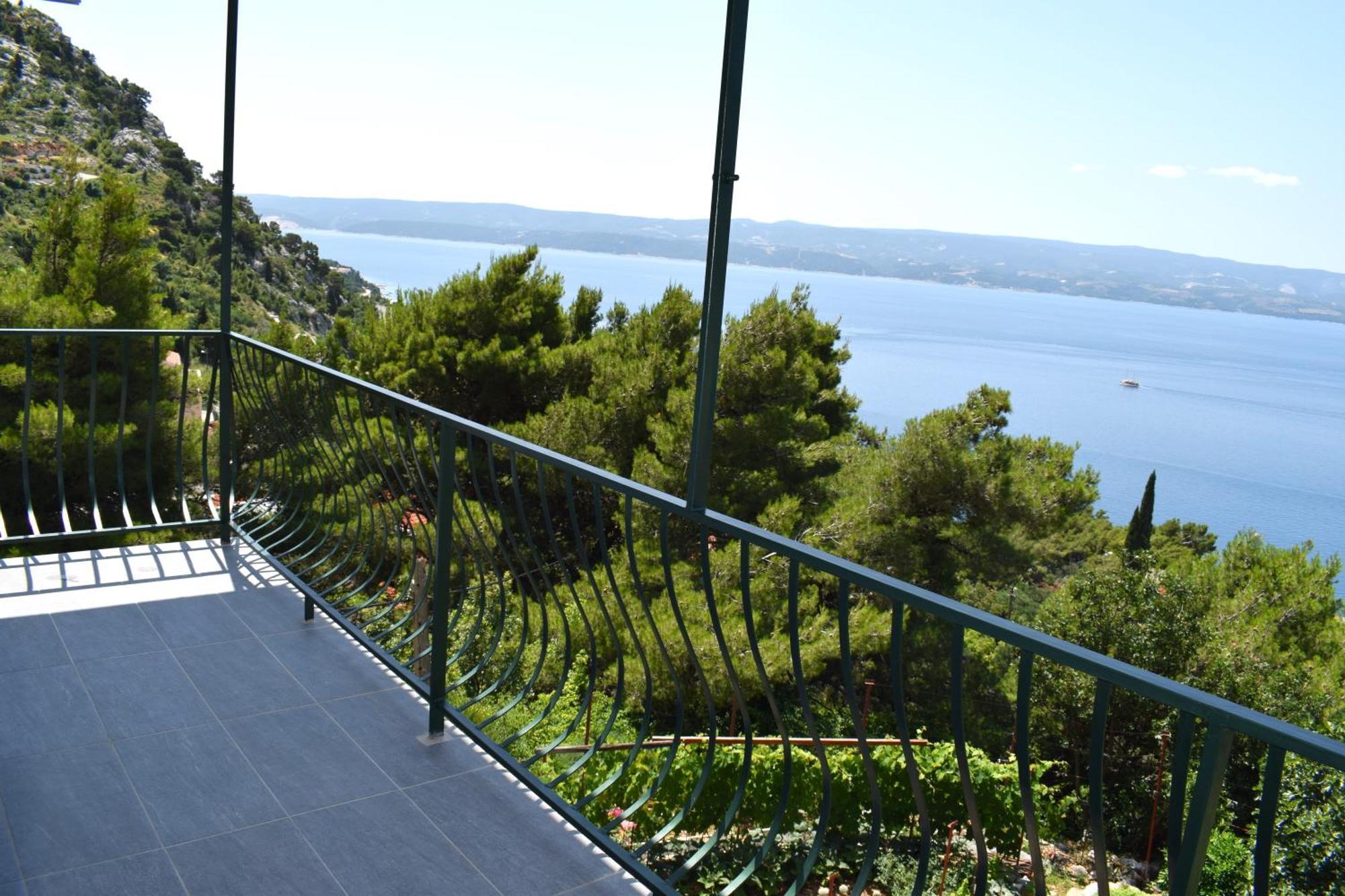 Apartman Oneum Omiš Esterno foto